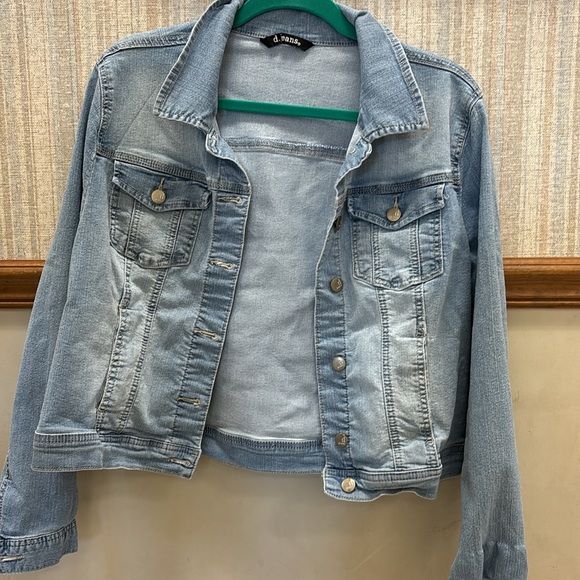 Jean Jacket ☎️💋 - Picture 4 of 6